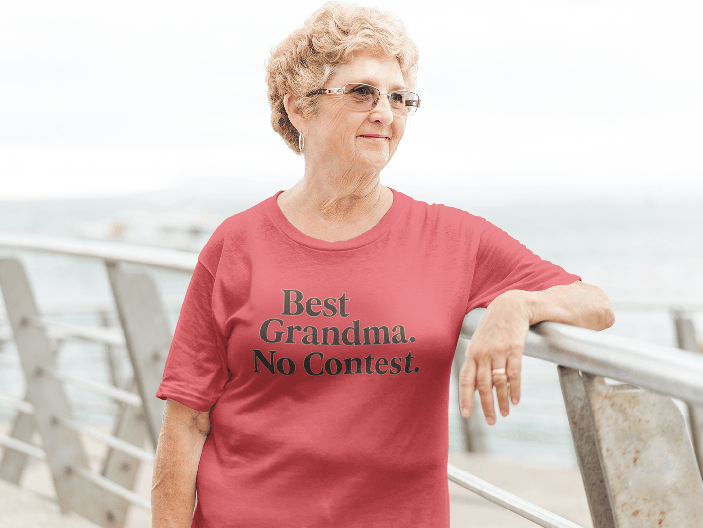 Best Grandma Unisex T-Shirt | Heartfelt Gift for Grandma, Family Reunion & Mother’s Day Tee - Hearth&Hugz