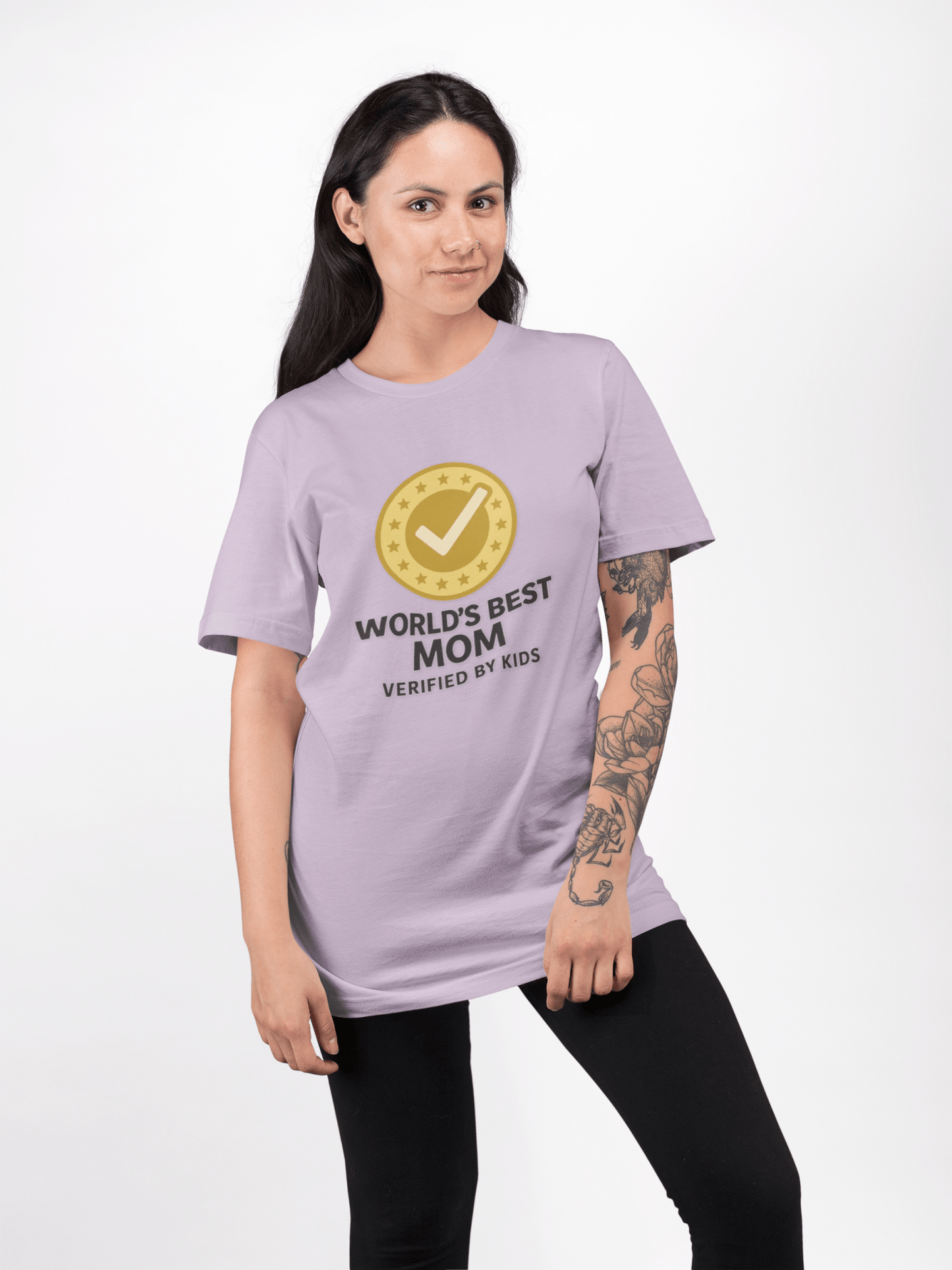Worlds Best Mom Tee - Unisex Fashion Must-Have - Hearth&Hugz