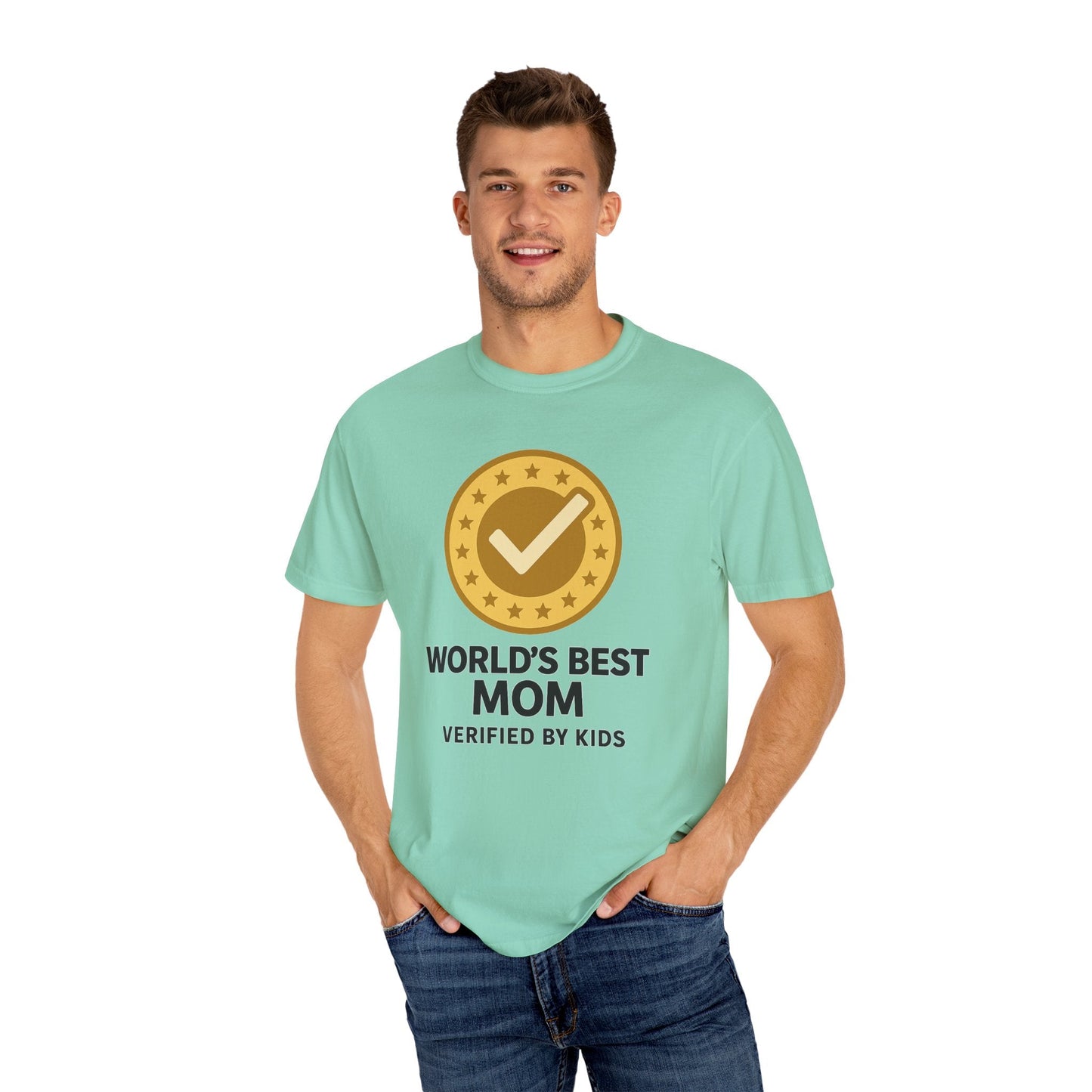 Worlds Best Mom Tee - Unisex Fashion Must-Have - Hearth&Hugz