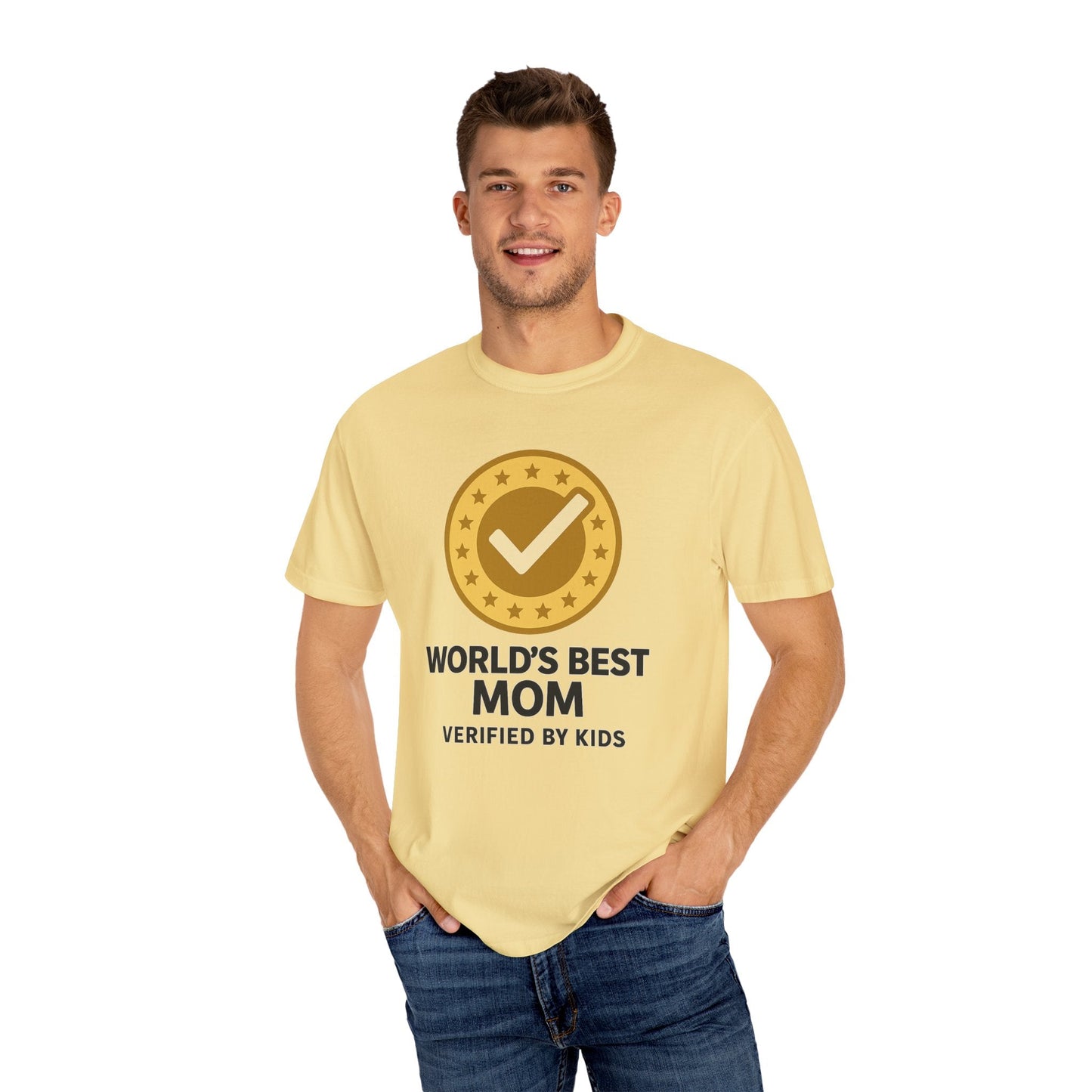 Worlds Best Mom Tee - Unisex Fashion Must-Have - Hearth&Hugz