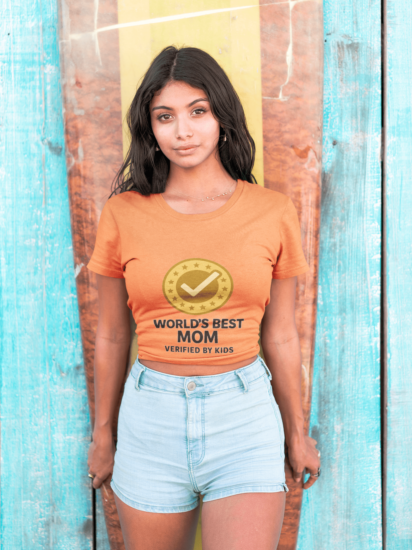 Worlds Best Mom Tee - Unisex Fashion Must-Have - Hearth&Hugz