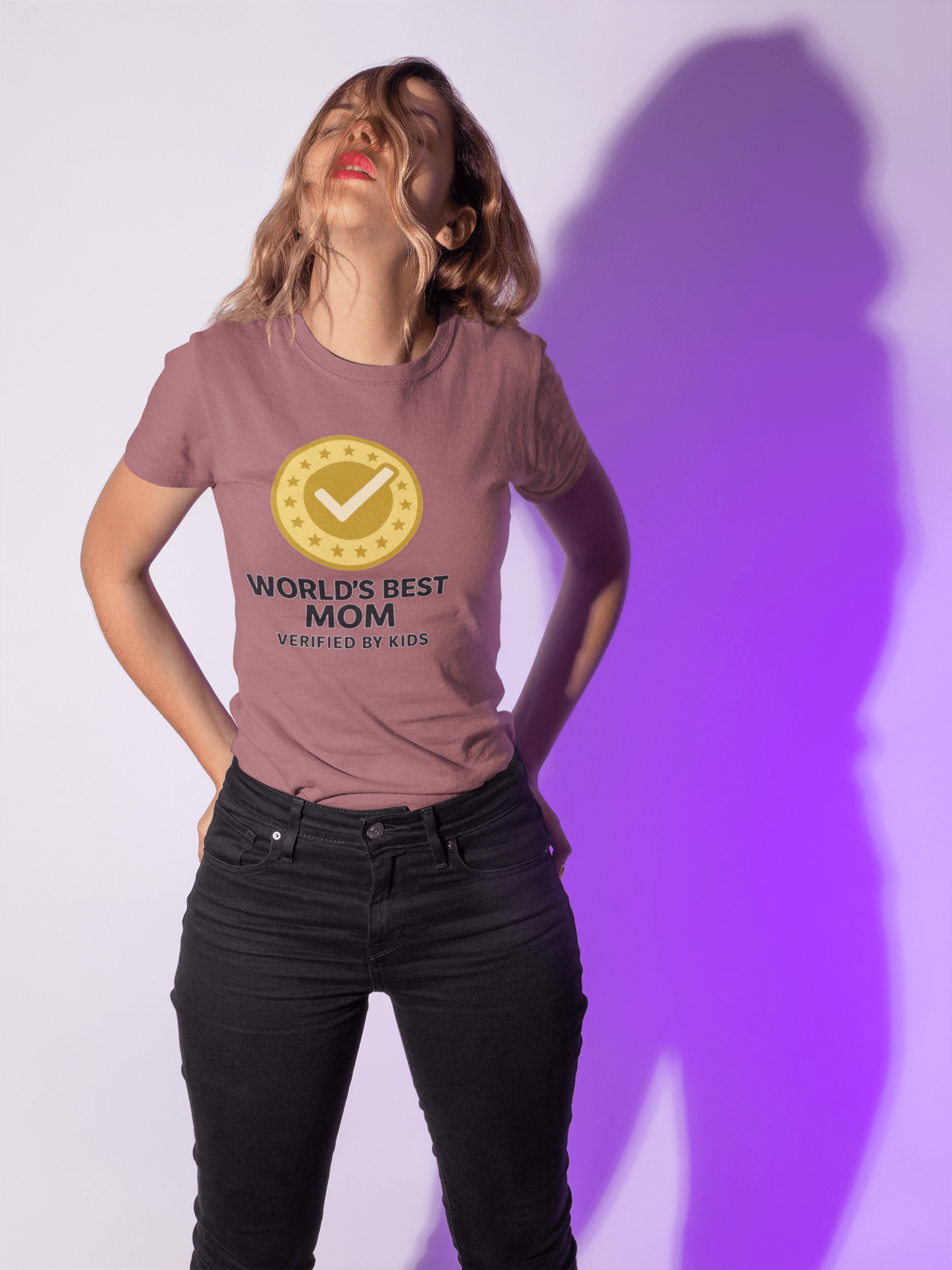 Worlds Best Mom Tee - Unisex Fashion Must-Have - Hearth&Hugz