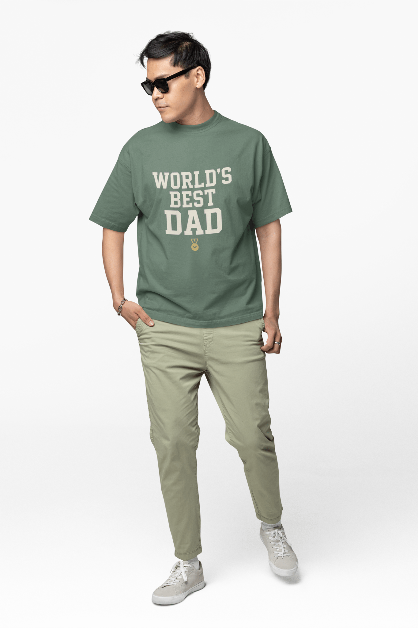 Best Dad T-Shirt - Father's Day Gift, Casual Tee for Awesome Dads! - Hearth&Hugz