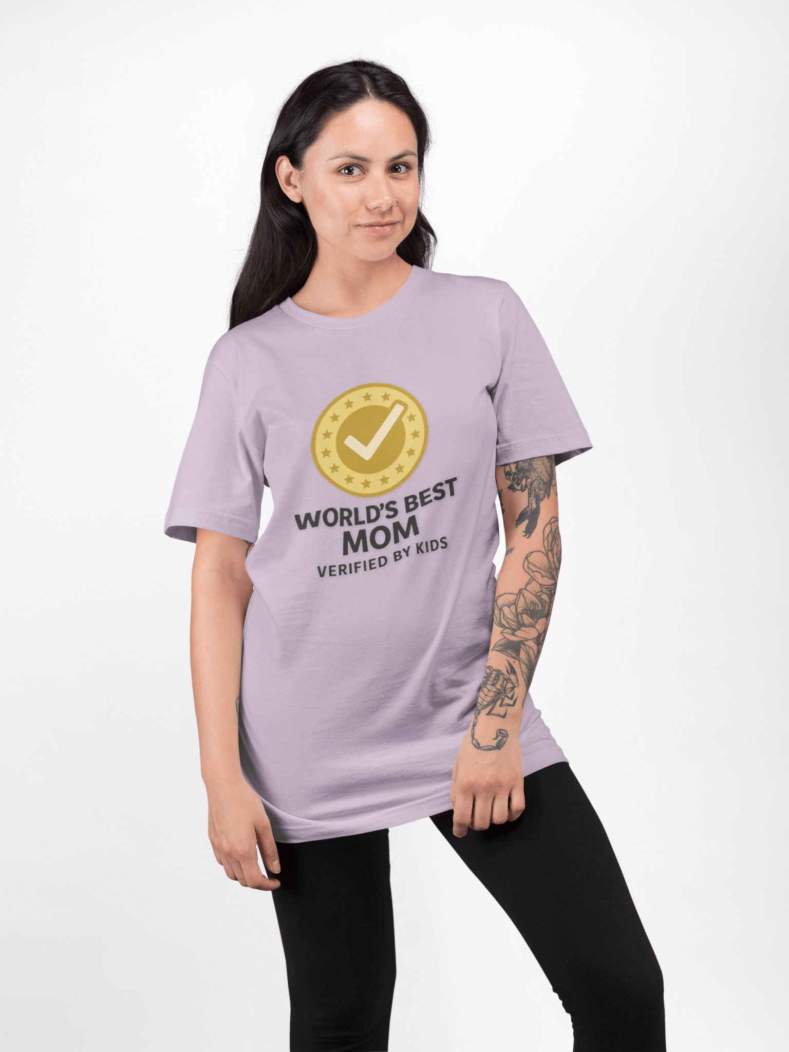 Worlds Best Mom Tee - Unisex Fashion Must-Have - Hearth&Hugz